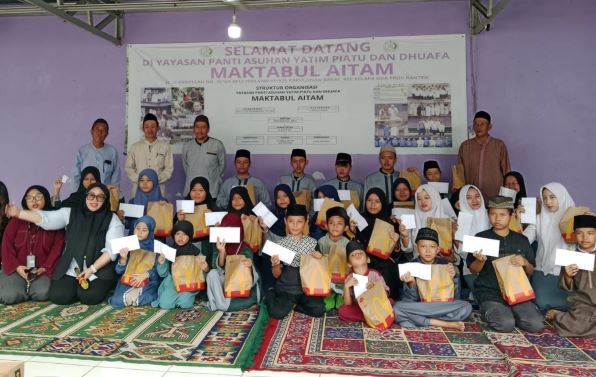 Yayasan penerima bantuan yakni Yayasan Bahrul Ulum dan Yayasan Maktabul Aitam


