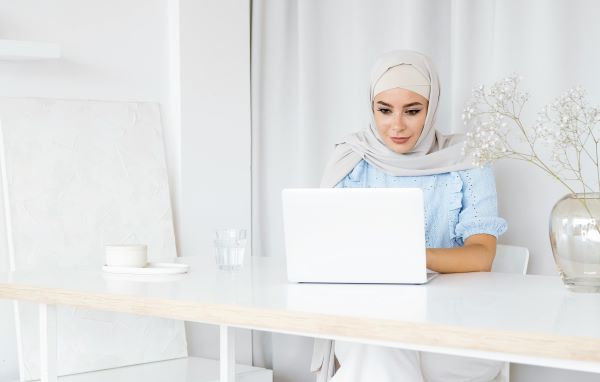 bekerja dari rumah atau WFH 