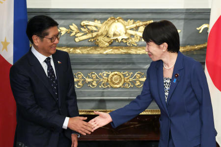 Presiden Filipina Marcos Jr bertemu PM Jepang Sanae Takaichi