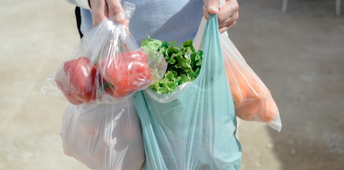 Lonjakan Biaya Plastik Yang Kian Mahal