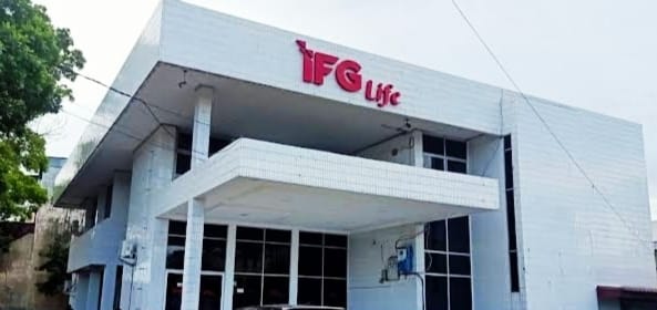 Gedung Indonesia Financial Group (IFG) di Jalan Gatotsubroto Medan. (Foto: Fadmin Malau)


