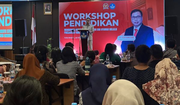 Sofyan Tan pada Sabtu (11/7/2026) jadi keynote speaker Workshop Pendidikan diselenggarakan Kemendikdasmen RI dan Komisi X DPR RI di Hotel Le Polonia, Medan

