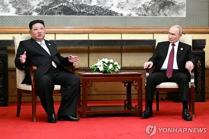 Pemimpin Korut Kim Jong Un bertemu Presiden Rusia Vladimir Putin