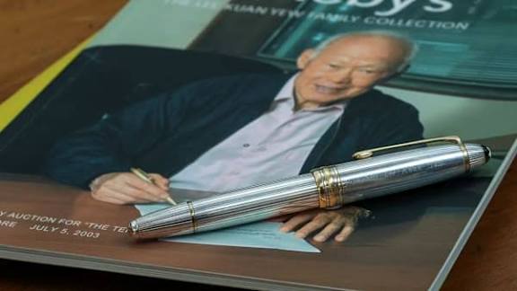 Pena Montblanc Lee Kuan Yew Dilelang 