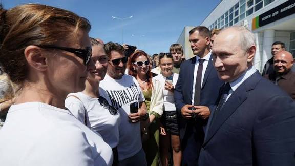 Putin mengunjungi Kuril, pulau yang jadi sengketa