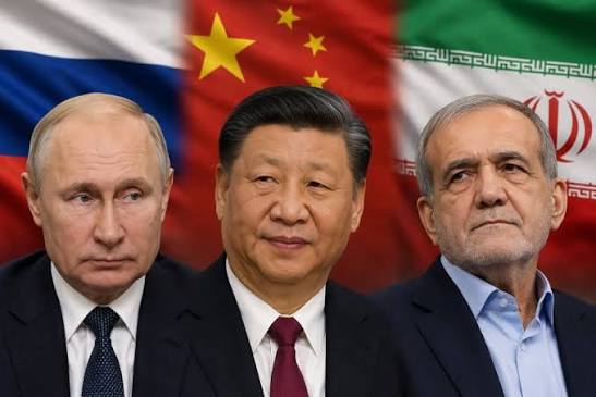 Vladimir Putin (Rusia), Xi Jinping (China) dan Masoud Pezeshkian (Iran) 