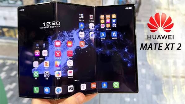 HUAWEI Mate XT2 yang baru
