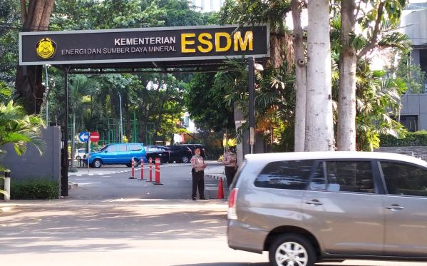 Kantor Kementerian ESDM di Jakarta Pusat. (Foto: Fadmin Malau)