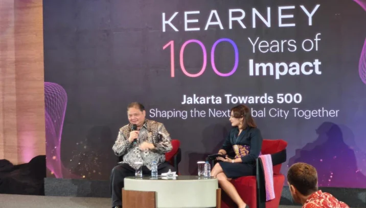Menteri Koordinator Bidang Perekonomian Republik Indonesia, Airlangga Hartarto dalam Acara- Kearney at 100, Jakarta at 500: Shaping the Next Global City Together, bersama CNBC Indonesia, The Ritz-Carlton Jakarta Pacific Place, Rabu (28/10/2026).

