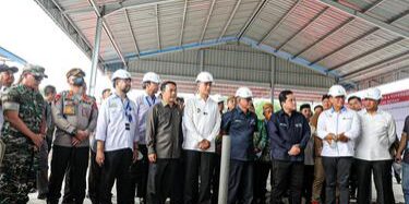 Menteri BUMN, Erick Thohir meresmikan Pabrik Minyak Makan Merah PTPN di Pagar Merbau, Kabupaten Deli Serdang, Sumatera Utara 


