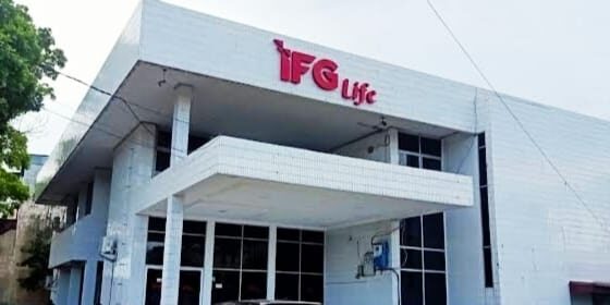 Gedung Indonesia Financial Group (IFG) di Jalan Gatotsubroto Medan. (Foto: Fadmin Malau)


