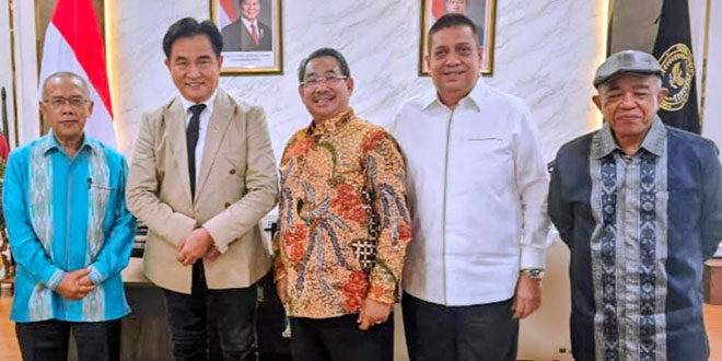 Ketua Dewan Penasihat Pengurus Besar Majelis Adat Budaya Melayu Indonesia (PB MABMI)

