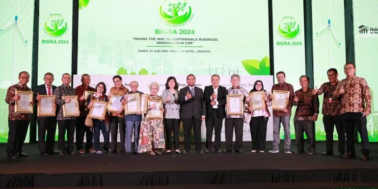 14 unit usaha APP Group bergerak bidang Industri Pulp & Kertas dan Unit Manajemen Hutan meraih CSR Award