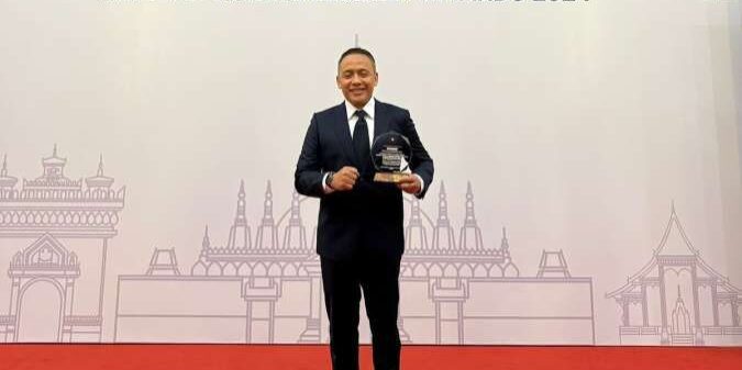 Holding PTPN III melalui SubHoldingnya PTPN IV PalmCo meraih penghargaan ASEAN Energy Awards