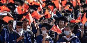 12,7 juta lulusan universitas akan memasuki angkatan kerja China tahun ini