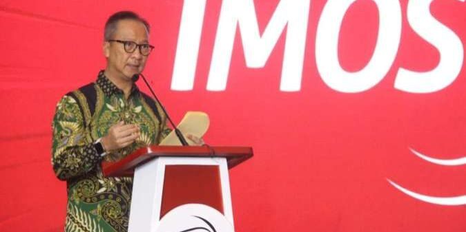 Menteri Perindustrian Agus Gumiwang Kartasasmita beri sambutan pada Indonesia Motorcycle Show (IMOS+) di ICE BSD, Tangerang