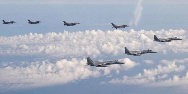 153 Jet Tempur China dalam latihan perang