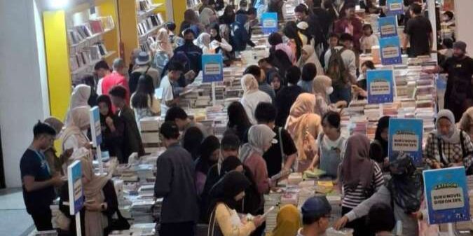 Semesta Buku 26 Agustus hingga 1 September 2024 di Taman Ismail Marzuki

