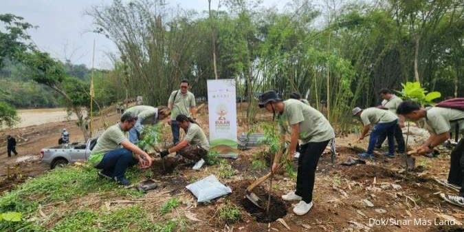 Sinar Mas Land melakukan penanaman pohon sebanyak 1200 pohon diberbagai tempat


