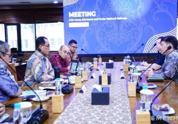 Menteri Perhubungan Budi Karya Sumadi melakukan kunjungan kerja ke Korea Selatan (Korsel) dan Tiongkok