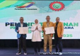 PT Perkebunan Nusantara III bersama Federasi Serikat Pekerja Perkebunan Nusantara (FSPBUN), melakukan penandatanganan Perjanjian Kerja Bersama Induk periode 2024-2025