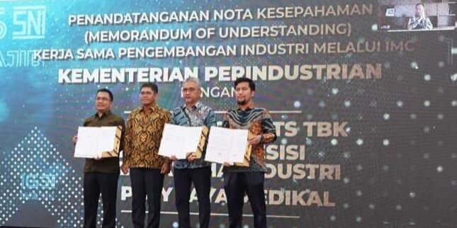 Penandatanganan MoU tentang Kerja Sama Pengembangan Industri 

