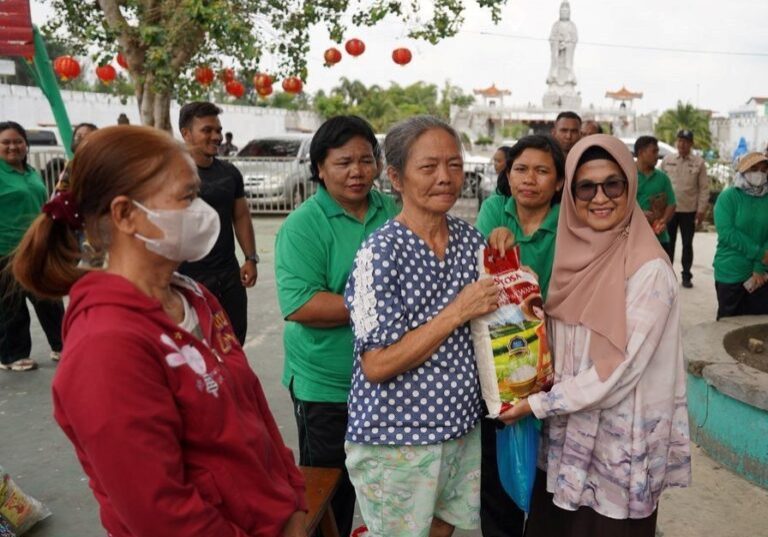 Walikota Pematang Siantar dr. Susanti