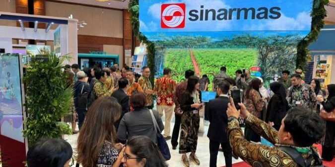 Sinarmas pada Indonesia International Sustainability Forum (IISF) 2024 di Jakarta Convention Center

