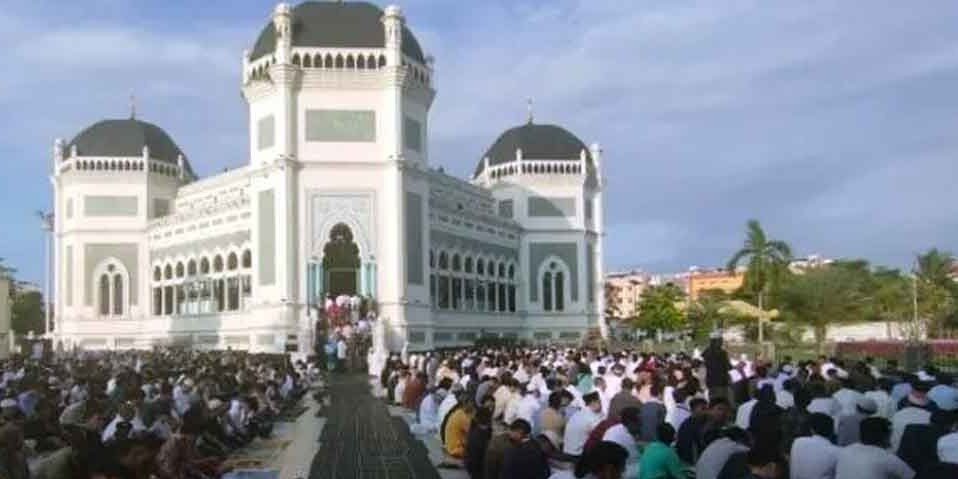 Shalat Idul Adha 1444 H di Masjid Raya Al-Mashun Kota Medan, Kamis (29/6/2023)