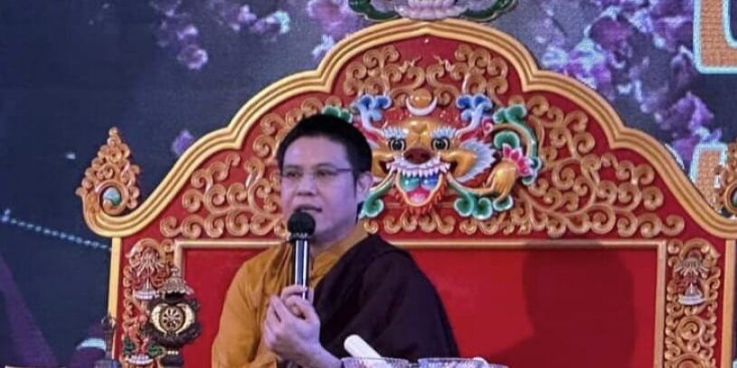 Dhamma Talk "Kebahagiaan Berbakti" Chau Tu-Yen Kung