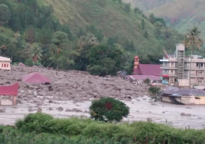 Banjir Bandang Humbahas (Foto dok: BNPB Indonesia)