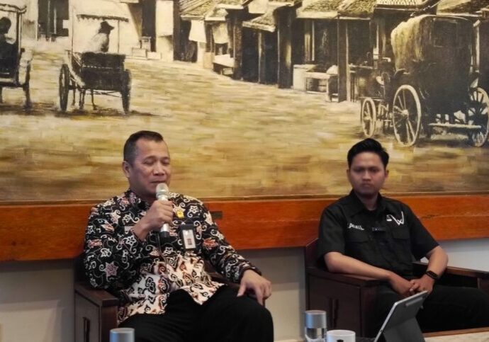 Diskusi Melindungi Hak Asasi Wartawan dalam Era Informasi

