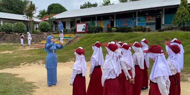 Sekolah Dasar Eka Tjipta Sungai Air Jernih di Desa Pauh, Kabupaten Sarolangun. (Foto: Listina Martini)