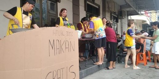 Makan Gratis Jum’at Berkah