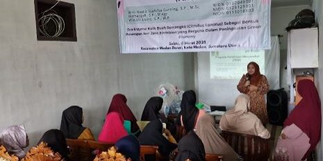 Dosen Faperta UMSU memperkenalkan Green Economy lewat pemanfaatan kulit semangka di Medan Denai

