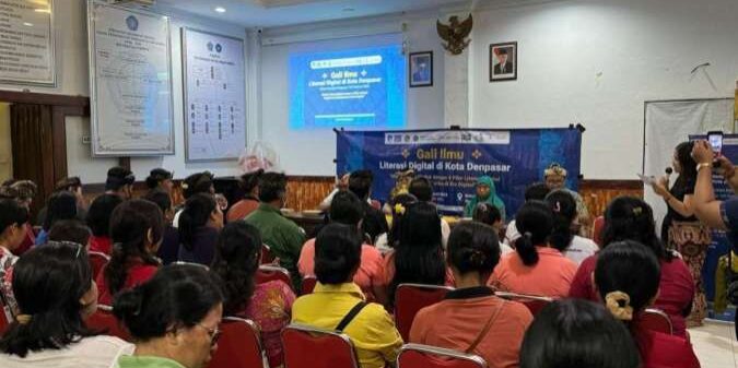 Acara Gali Ilmu Literasi Digital dengan tema Makin Cakap Digital dengan Empat Pilar Literasi Digital dan Produktivitas di Era Digital, di Kelurahan Sumerta, Denpasar