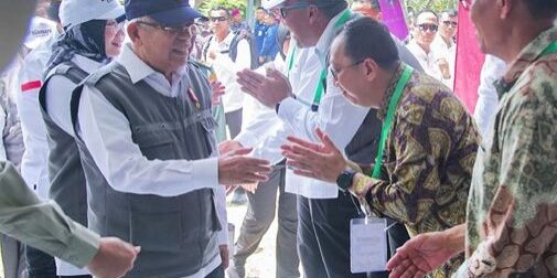 Indah Kiat Pulp & Paper Tbk - Serang Mill (IK Serang) turut berkontribusi dalam kegiatan Tanara Clean Up