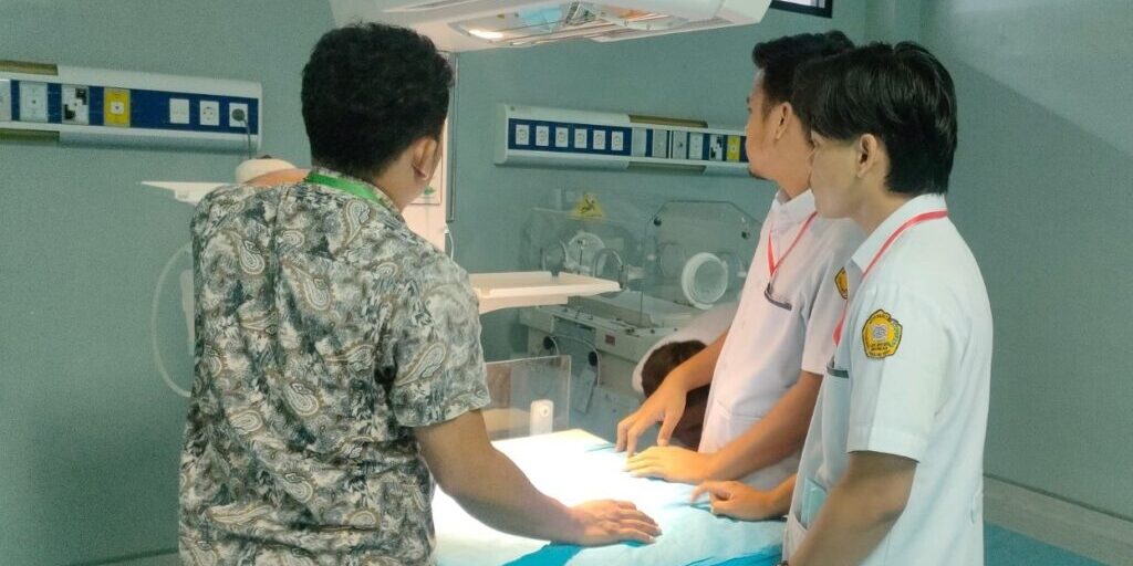 Mahasiswa Prodi D-3 Teknologi Elektro Medis USM Indonesia

