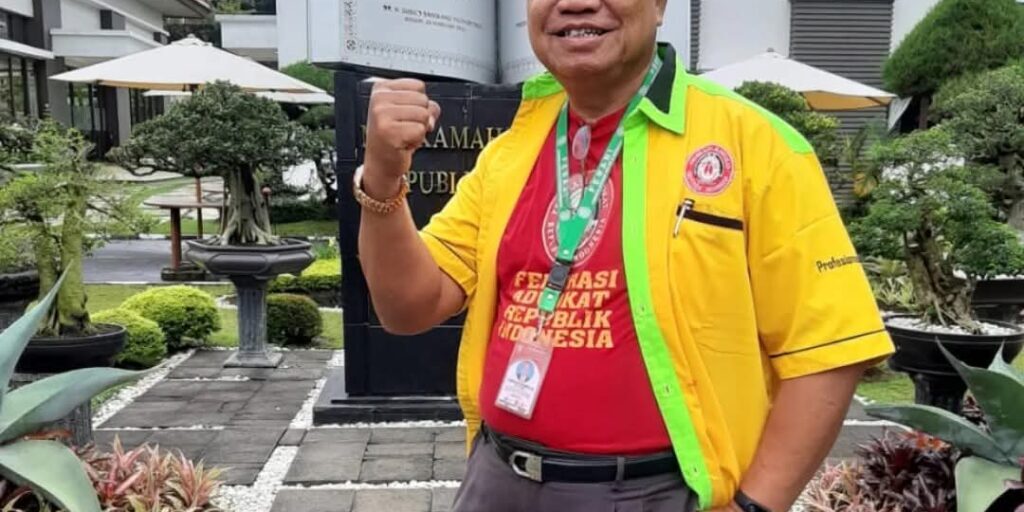 Dr. Tegug Samudra SH, MH

