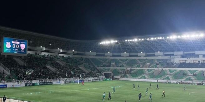 PSMS Medan dan Persikad Depok pada Sabtu (11/10/2025) malam di Stadion Utama Sumatera Utara. (Foto: Fadmin Malau