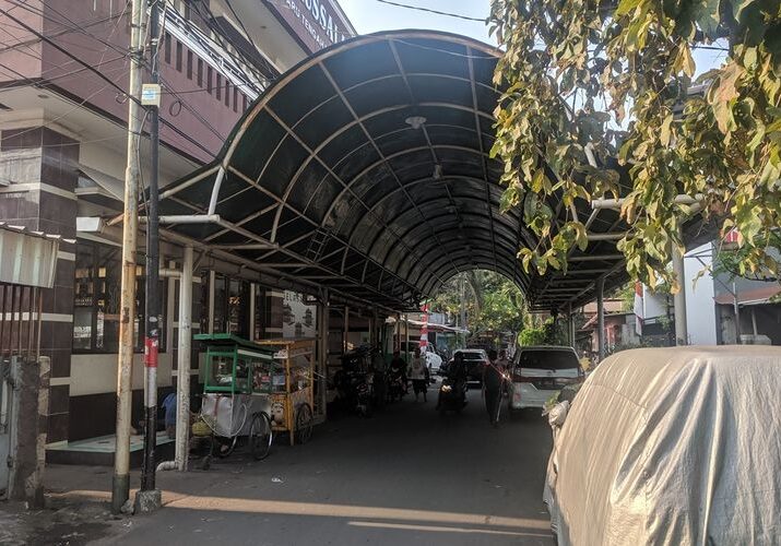 Masjid Darussalam di Jalan Cempaka Baru Tengah, Kemayoran, Jakarta Pusat