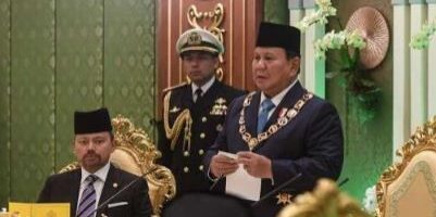 Presiden Prabowo Subianto memberikan sambutan usai menerima bintang kebesaran Kesultanan Brunei Darussalam di Istana Nurul Iman, Bandar Seri Begawan, Brunei Darussalam, Rabu (14/5/2025)