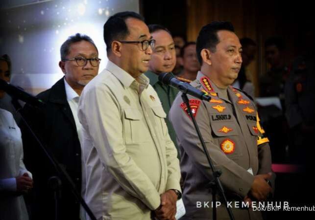 Menteri Perhubungan Budi Karya Sumadi mengimbau masyarakat agar bisa melakukan perjalanan mudik lebih awal