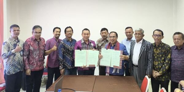 Penandatanganan Nota Kesepahaman antara Badan Pengelola Toba Caldera UNESCO Global Geopark dan Parsadaan Pomparan Toga Sinaga dan Boruna