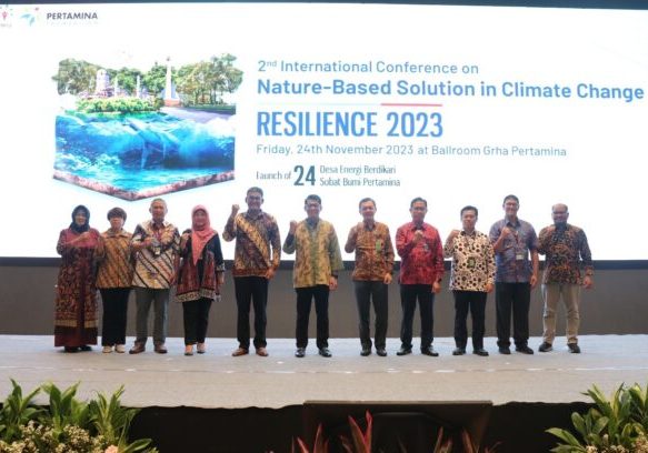 Jajaran pimpinan Pertamina Foundation dan Universitas Pertamina serta Direktur Mobilisasi Sumberdaya Sektoral dan Regional Direktorat Jenderal Pengendalian Perubahan Iklim KLHK