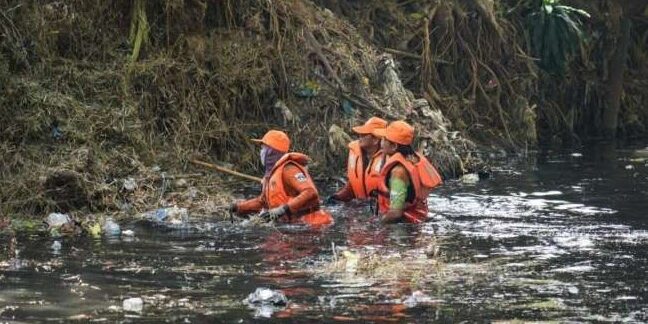 Aksi Bersih Sungai di Daerah Aliran Sungai (DAS) Cipinang