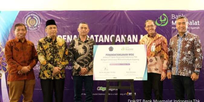 Menandatangani nota kesepahaman