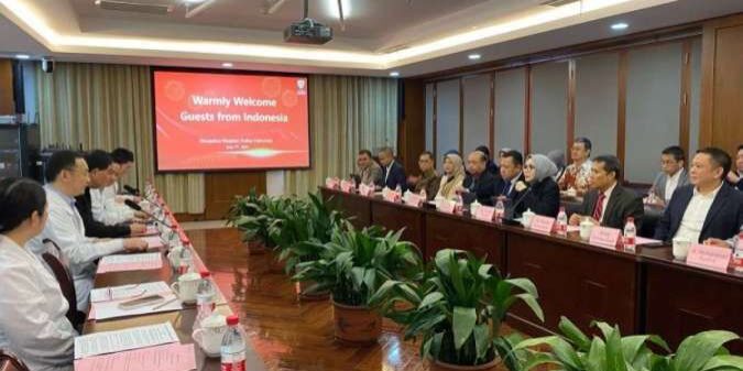 Kementerian Kesehatan Indonesia jalin kerjasama dengan Rumah Sakit Rizhao Xinyi melalui penandatanganan Letter of Intent Pelatihan Dokter Kardiovaskular


