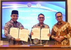 Penandatanganan dilakukan Direktur Jenderal Perhubungan Laut Antoni Arif Priadi dan Direktur Jenderal Pajak Suryo Utomo
