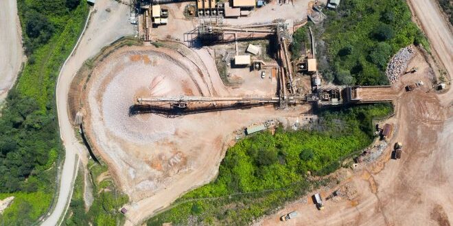 Pertambangan emas PT Agincourt Resources dihentikan operasionalnya sementara (Foto: PT AR)

